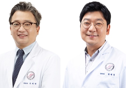 ​​(왼쪽부터)한림대성심병원 정형외과 유제현, 곽대경 교수.